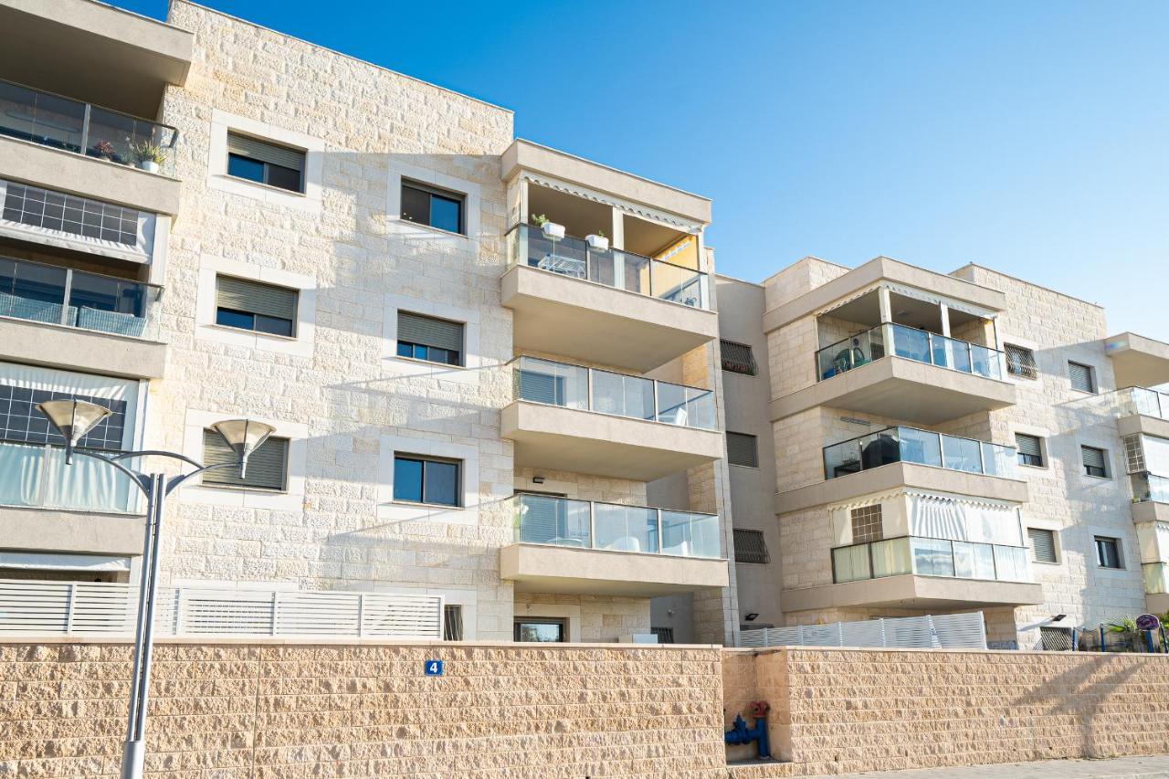 Maorissimo Boutique Apartment 아코 외부 사진