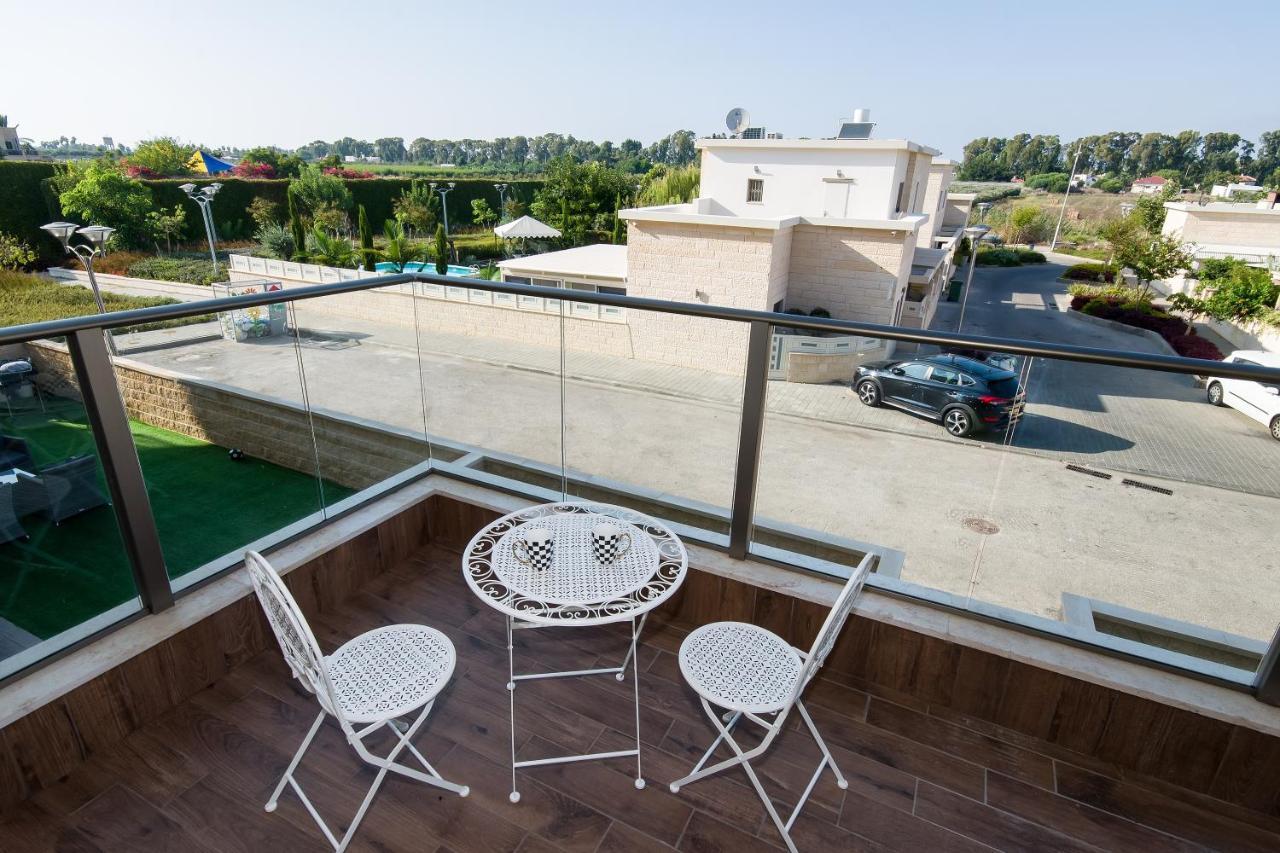 Maorissimo Boutique Apartment 아코 외부 사진