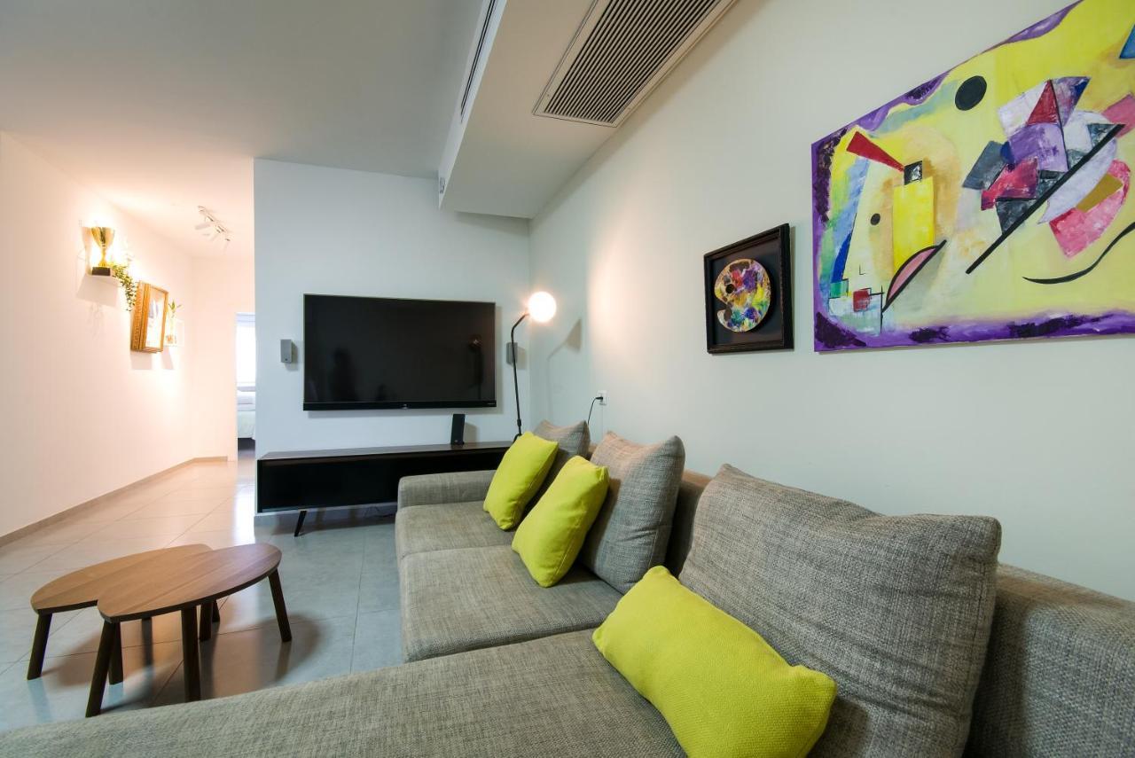 Maorissimo Boutique Apartment 아코 외부 사진